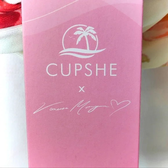 White & floral one-piece swimsuit by CUPSHE in size XL - Picture 16 of 16